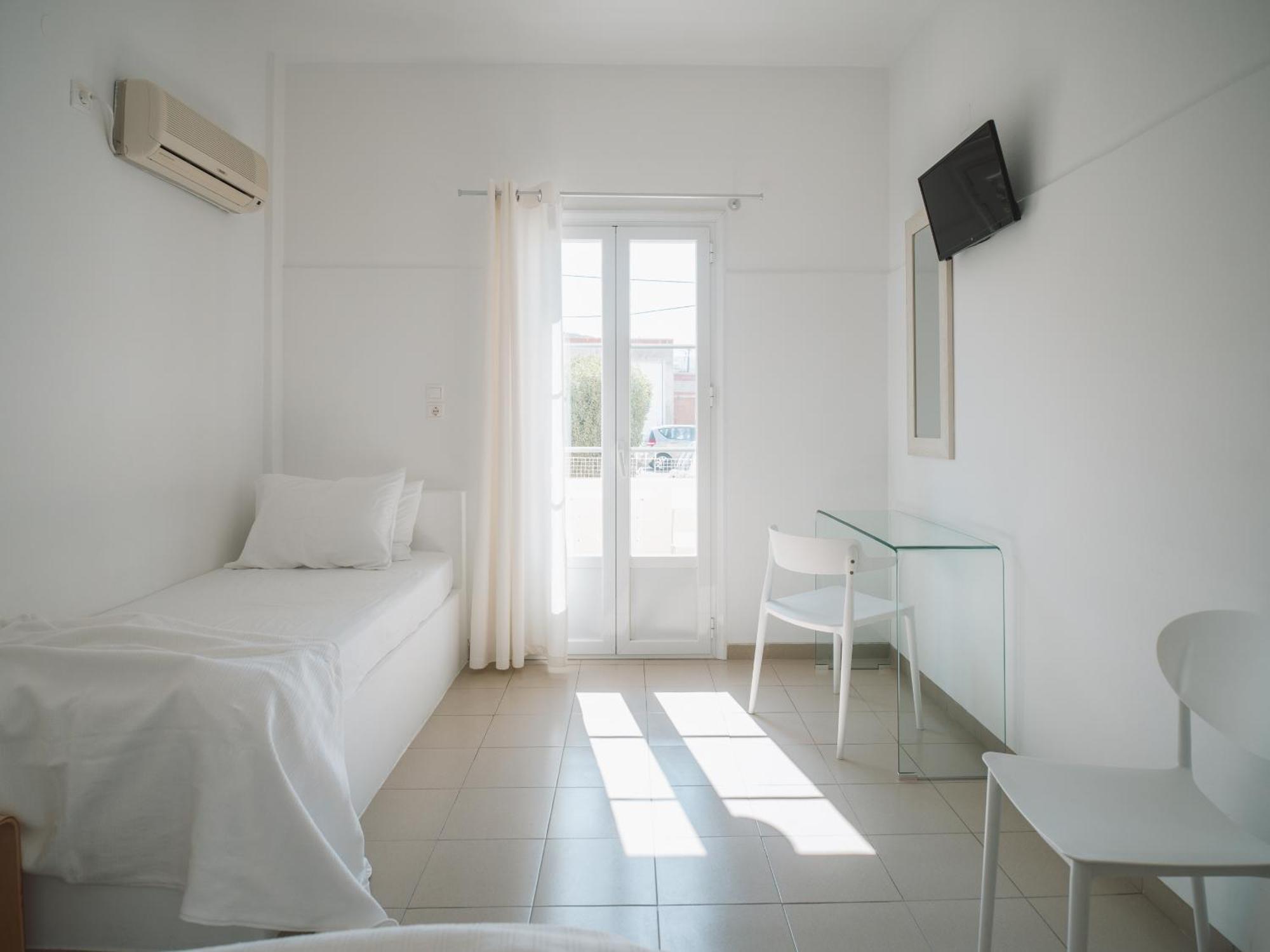 Giosifaki Hotel Vari  Ngoại thất bức ảnh