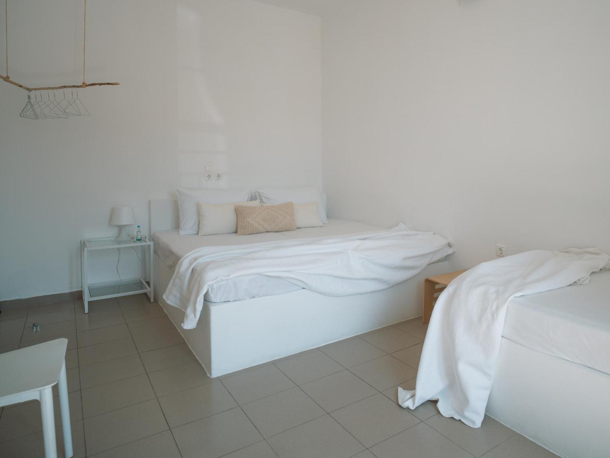Giosifaki Hotel Vari  Ngoại thất bức ảnh